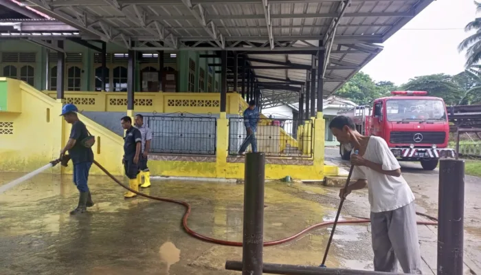 PT Timah Kerahkan Tim Tanggap Bencana dan Mobil Damkar