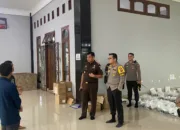 Arahan Kapolres Babar Saat Cek Proses Sortir Lipat Surat Suara