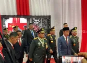 Presiden Sematkan Bintang Empat Istimewa, Prabowo Naik Pangkat Jenderal Kehormatan TNI