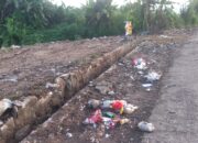 Baru Sejam Dibersihkan, Sampah Mulai Terlihat Lagi