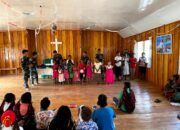 Satgas Yonif 721 Tak Gentar Jadi Tenaga Pengajar