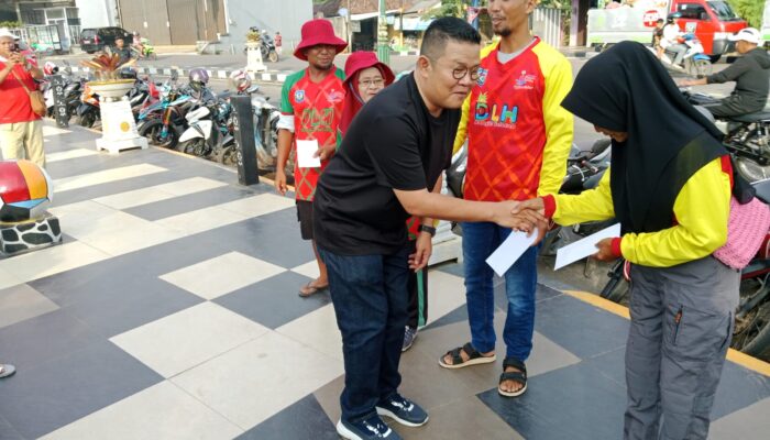 164 Pasukan Kuning dan Hijau Terima Reward
