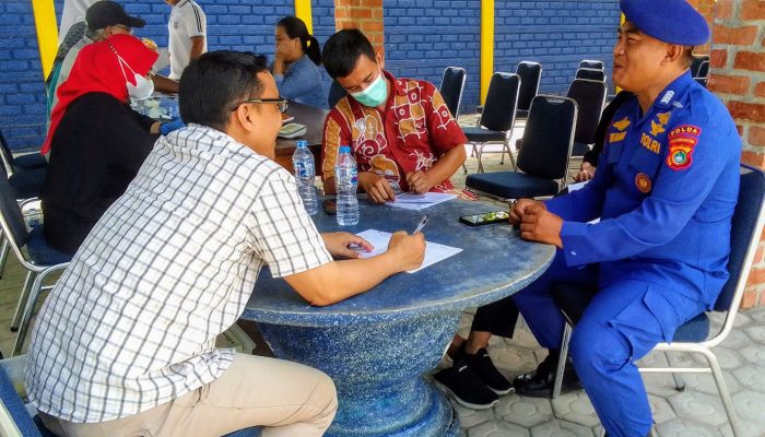 Puluhan Orang Cek dan Kontrol Kesehatan Gratis