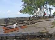 Kondisi Pantai Laut Nek Aji Memprihatinkan