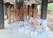 Dinas Dukcapil Musnahkan Barang Tidak Terpakai