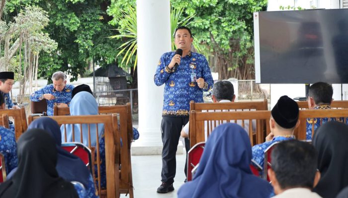 Tekankan Peran Vital Guru