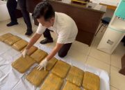 Rumah Penampungan Ganja Digrebeg