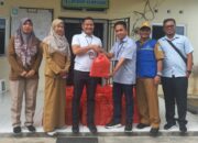Gerak Cepat PT Timah, Serahkan Bantuan Makanan Untuk Warga Terdampak Banjir