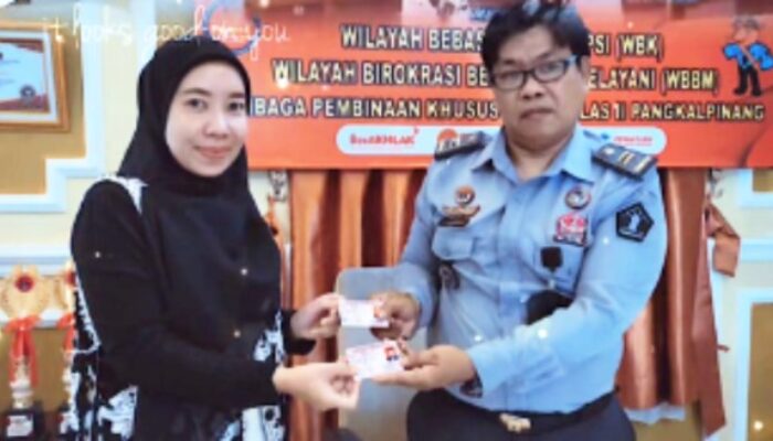 Dukcapil Basel Serahkan 2 KIA Kepada Warga Binaan