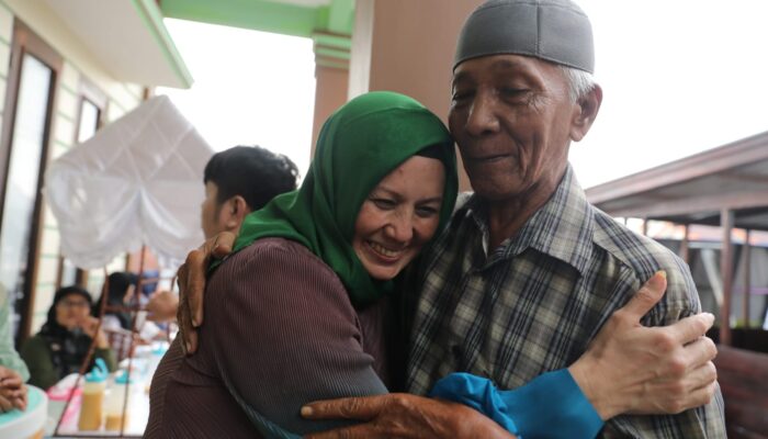 Hellyana Gelar Selamatan di Kediaman Orang Tuanya