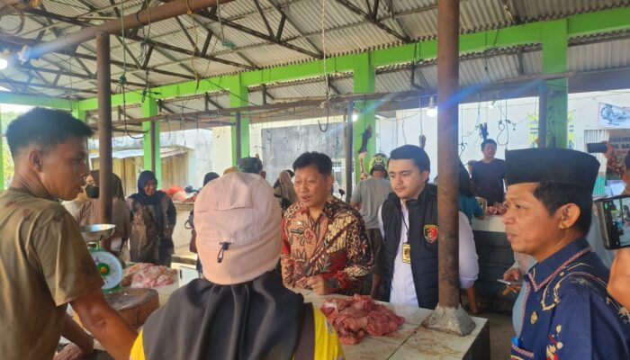 Polres Bersama TPID Sidak Harga Bahan Pokok di Pasar Tradisional Mentok
