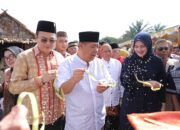 Hadiri Pesta Adat Panggil ke-80 Suku Ketapik