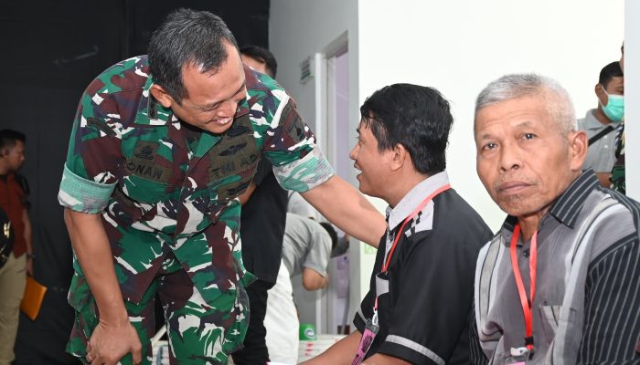 Bersinergi Tangani Katarak