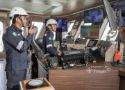 Semester I 2025, TINS Bukukan Laba Bersih Rp300 Miliar