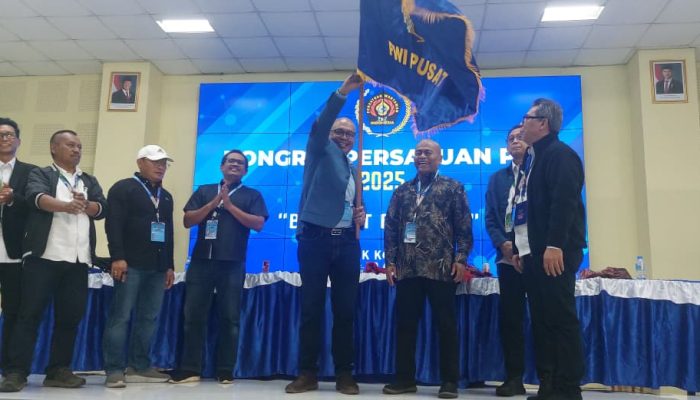 Hasil Konggres Persatuan, Akhmad Munir Terpilih Ketua Umum PWI Pusat