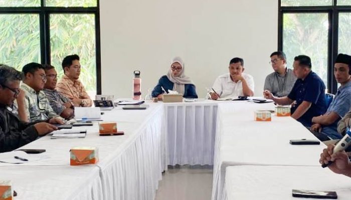 Fraksi Gerindra Dampingi Petani Bertemu Anggota DPDI RI