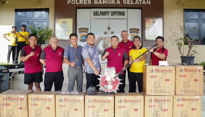 PT Timah Serahkan Mesin Tanam Jagung untuk Polres Bangka Selatan