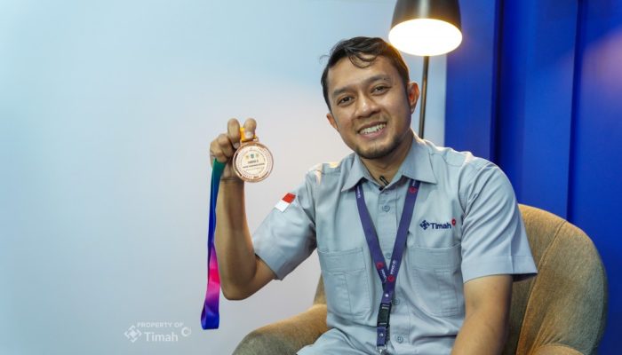 Kisah Waisya Hidayat, Dari Ruang Kerja ke Arena Laga