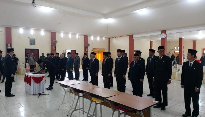 Bupati Lantik 21 Pejabat Eselon IIB