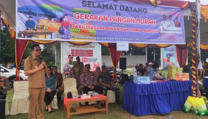 Masyarakat Serbu GPM di Lapangan Gelora