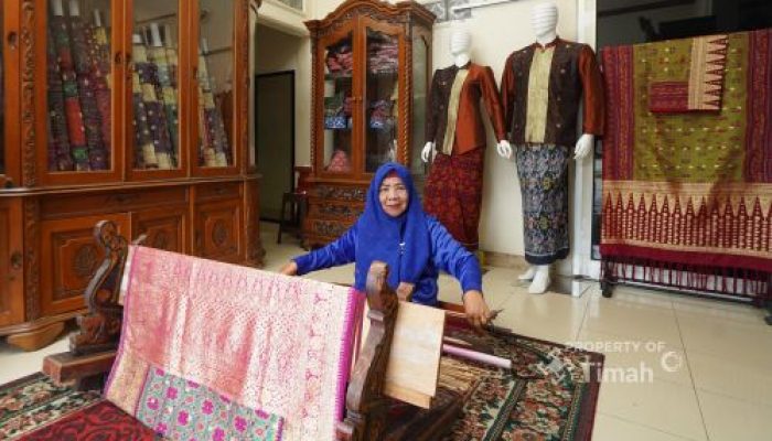 Tenun Cual Bukan Hanya Selembar Kain