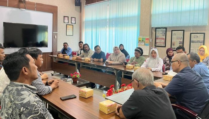 Dinas Kominfo dan PWI Babar Studi Tiru ke Palembang