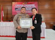 Kapolres Belitung Terima Penganugerahan Dari Lemkapi
