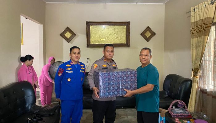 Satuan Polairud Gelar Anjangsana ke Purnawirawan dan Warakauri