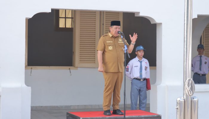 Hidayat Arsani Bernostalgia di SMK Negeri 1 Pangkalpinang