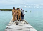 Gubernur Tinjau Dermaga Pulau Kelapan yang Rusak