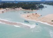 PT TIMAH Bantu Pengerukan Alur Muara Air Kantung