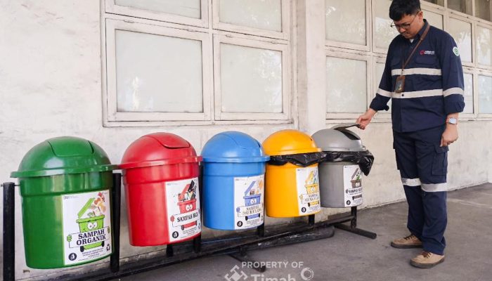 Cara PT TIMAH Tekan Sampah Plastik Lewat Eco Brick Program