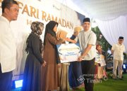 PT TIMAH  Serahkan Ratusan Paket Sembako di Bangka Selatan