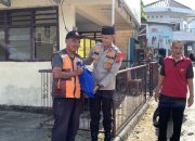 Petugas Parkir Pasar Mentok Terima Bantuan dari Polsek