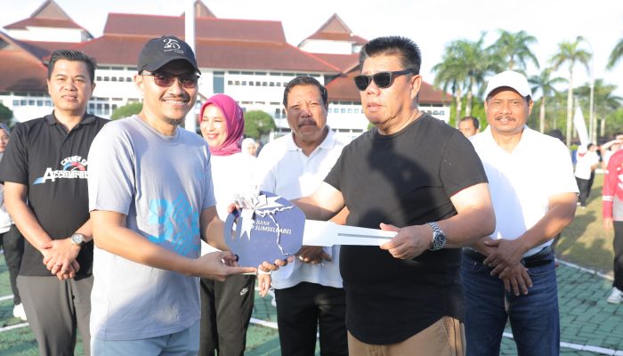 Momentum Pererat Silaturahmi dengan Nasabah Maupun Pemerintah