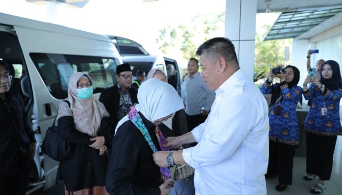 Gubernur Terima Kunjungan Kerja Ketua Komisi X DPR RI