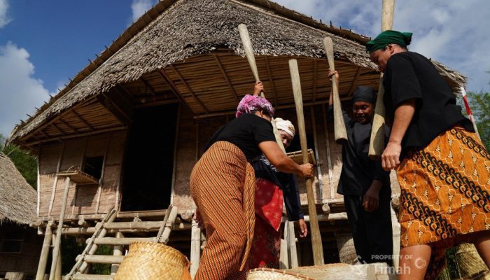PT TIMAH Membersamai Jejak Adat yang Tak Pernah Padam