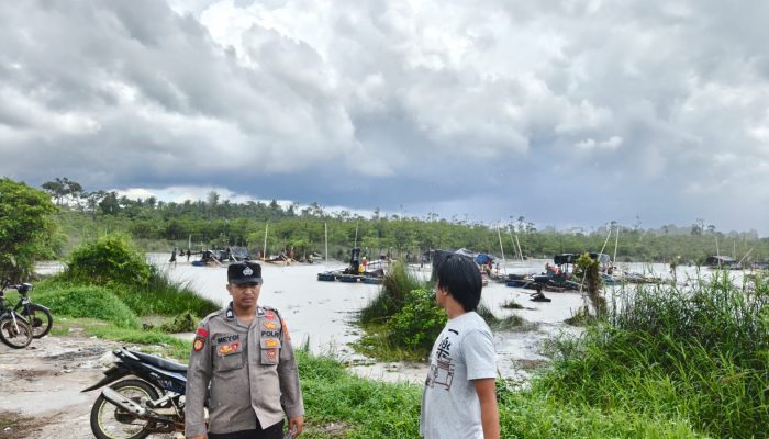Tim Gabungan Tertibkan Tambang Dekat Pinggir Jalan Kusam