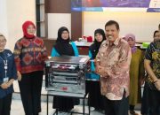 Dinsos Salurkan Bantuan Asistensi PPKS Tahap II
