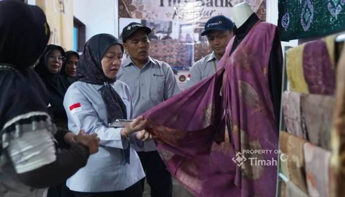 Ratih Mayasari Kunjungi Rumah Batik di Pulau Kundur