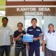PT TIMAH Bantu Bangun Pos Kamling di Desa Bencah