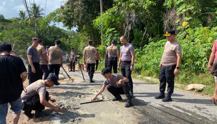 Jawab Keluhan Warga Lewat Perbaikan Jalan Rusak