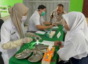 Bakti Kesehatan di Pondok Pesantren