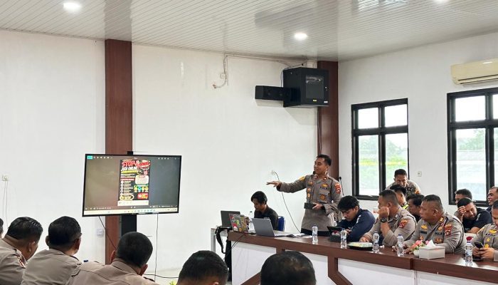 Personel Dilatih Kemampuan Desain Grafis