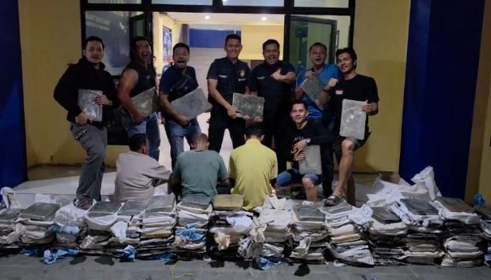 Polairud Gagalkan Pengiriman 4,7 Ton Balok Timah