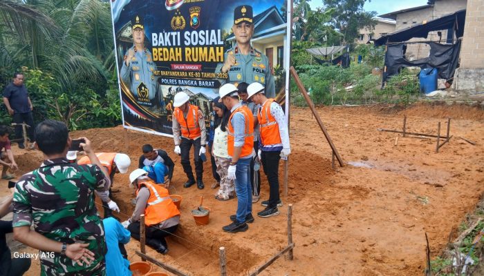 Warga Bangka Barat Dapat Bantuan Rumah dari Kapolda