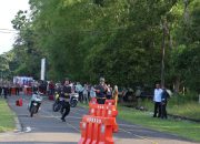 Lomba Lari Taktis Pakai Seragam Lengkap