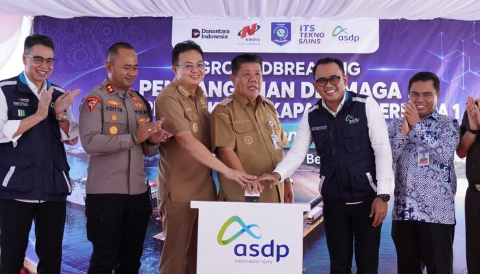Groundbreaking Dermaga II Tanjung Kalian Dimulai
