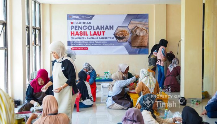 Pelatihan Pengolahan Hasil Laut untuk masyarakat Pesisir