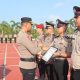 Kapolres Beri Penghargaan 18 Personel Berprestasi